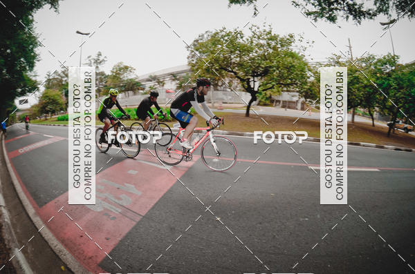 Buy your photos of the eventVSERIES Duathlon & Running on Fotop