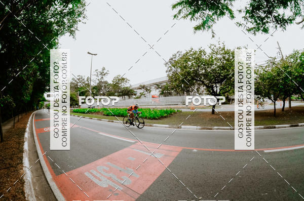 Buy your photos of the eventVSERIES Duathlon & Running on Fotop