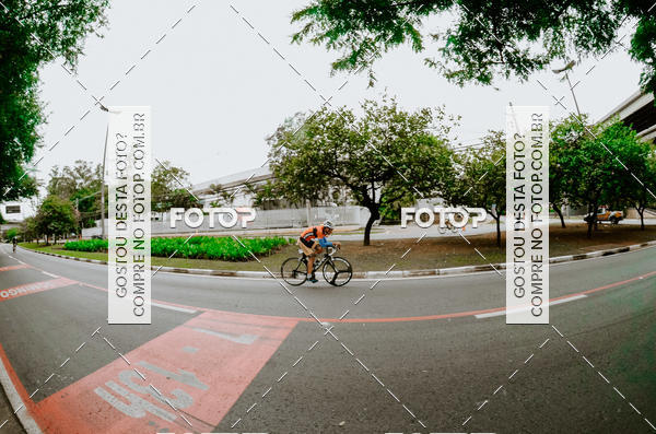 Buy your photos of the eventVSERIES Duathlon & Running on Fotop