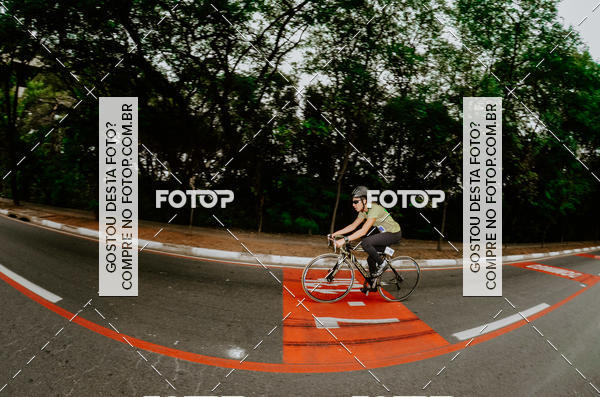 Buy your photos of the eventVSERIES Duathlon & Running on Fotop