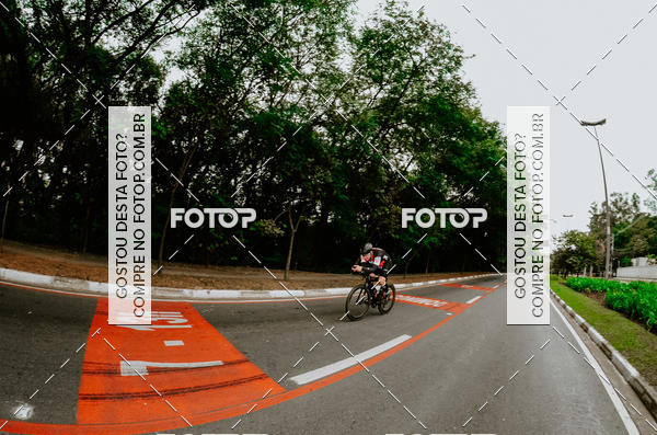 Buy your photos of the eventVSERIES Duathlon & Running on Fotop