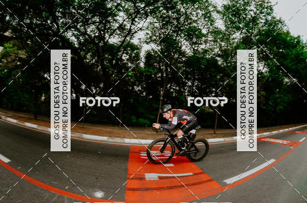 Buy your photos of the eventVSERIES Duathlon & Running on Fotop