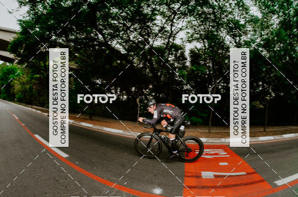 Buy your photos of the eventVSERIES Duathlon & Running on Fotop