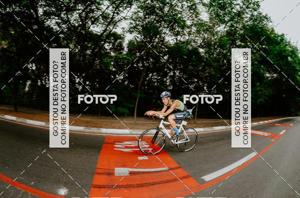 Buy your photos of the eventVSERIES Duathlon & Running on Fotop