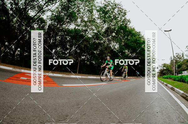 Buy your photos of the eventVSERIES Duathlon & Running on Fotop
