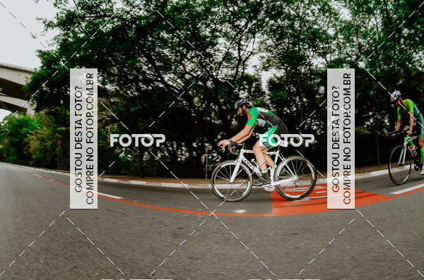 Buy your photos of the eventVSERIES Duathlon & Running on Fotop