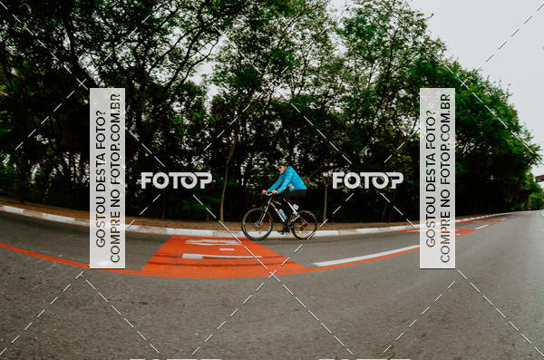 Buy your photos of the eventVSERIES Duathlon & Running on Fotop
