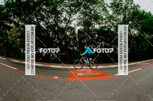 Buy your photos of the eventVSERIES Duathlon & Running on Fotop
