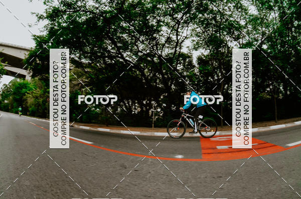Buy your photos of the eventVSERIES Duathlon & Running on Fotop