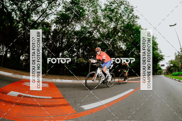 Buy your photos of the eventVSERIES Duathlon & Running on Fotop