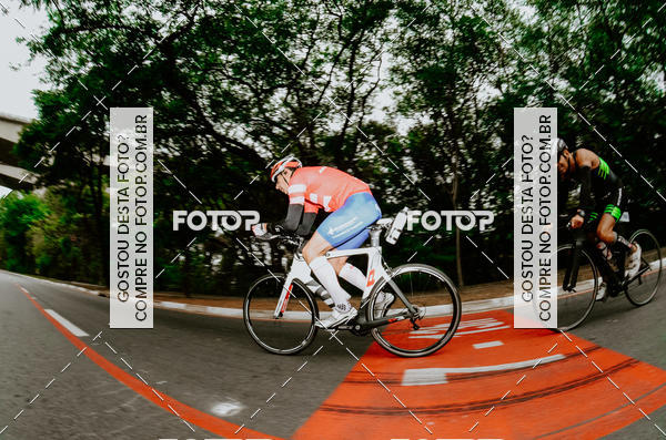 Buy your photos of the eventVSERIES Duathlon & Running on Fotop