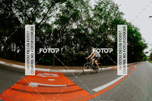 Buy your photos of the eventVSERIES Duathlon & Running on Fotop