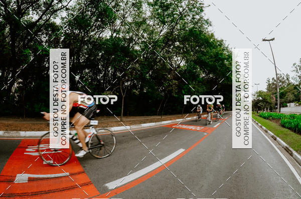 Buy your photos of the eventVSERIES Duathlon & Running on Fotop