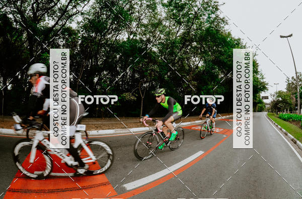 Buy your photos of the eventVSERIES Duathlon & Running on Fotop
