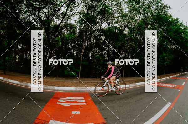 Buy your photos of the eventVSERIES Duathlon & Running on Fotop