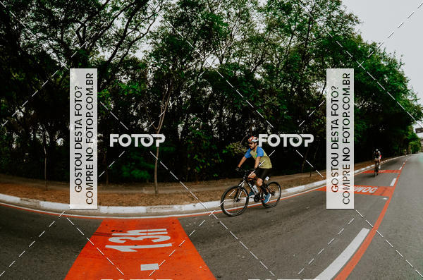 Buy your photos of the eventVSERIES Duathlon & Running on Fotop