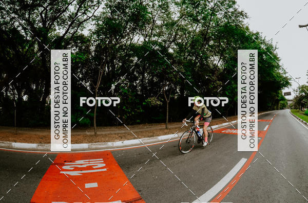 Buy your photos of the eventVSERIES Duathlon & Running on Fotop
