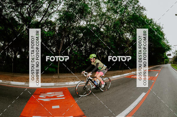 Buy your photos of the eventVSERIES Duathlon & Running on Fotop