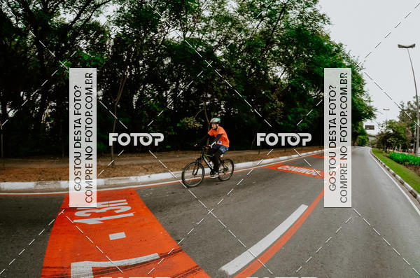 Buy your photos of the eventVSERIES Duathlon & Running on Fotop
