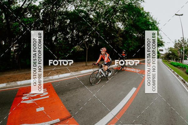 Buy your photos of the eventVSERIES Duathlon & Running on Fotop