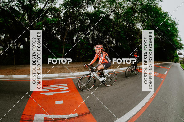 Buy your photos of the eventVSERIES Duathlon & Running on Fotop