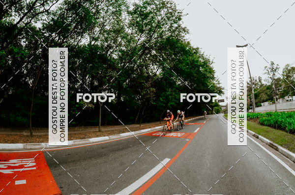 Buy your photos of the eventVSERIES Duathlon & Running on Fotop
