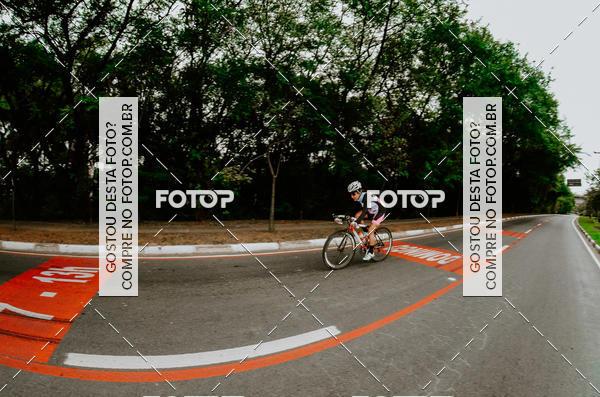 Buy your photos of the eventVSERIES Duathlon & Running on Fotop