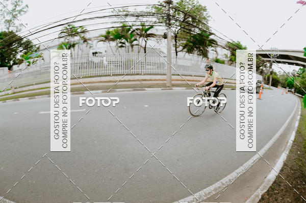 Buy your photos of the eventVSERIES Duathlon & Running on Fotop