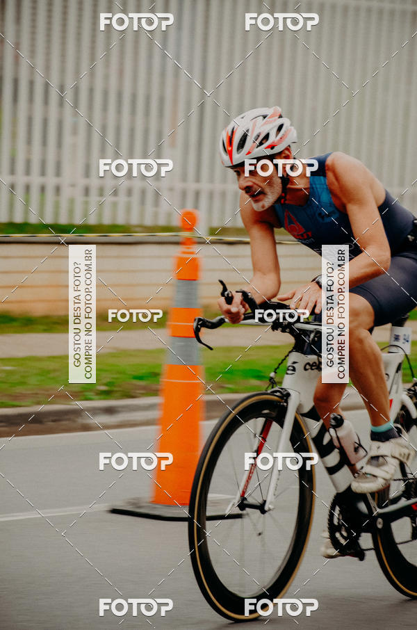 Buy your photos of the eventVSERIES Duathlon & Running on Fotop