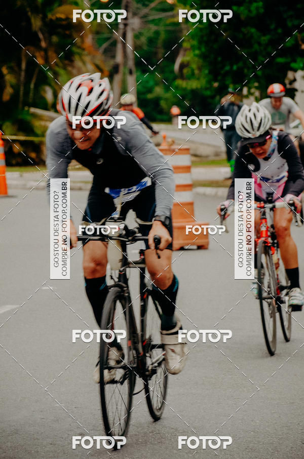 Buy your photos of the eventVSERIES Duathlon & Running on Fotop