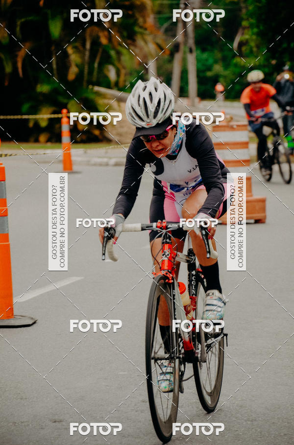 Buy your photos of the eventVSERIES Duathlon & Running on Fotop