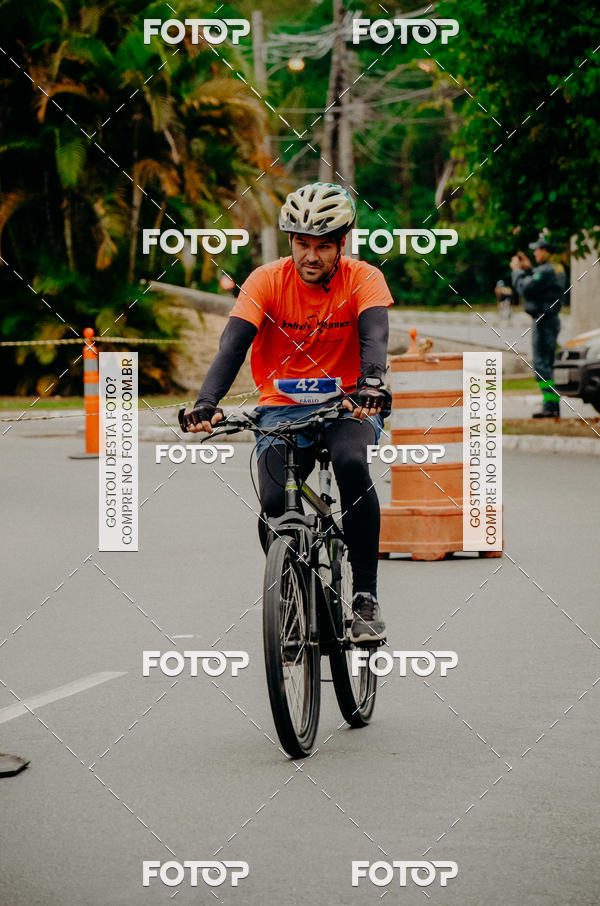 Buy your photos of the eventVSERIES Duathlon & Running on Fotop