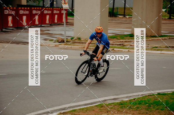 Buy your photos of the eventVSERIES Duathlon & Running on Fotop