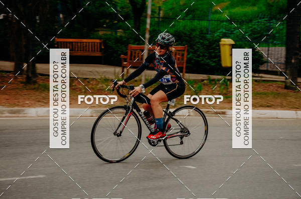 Buy your photos of the eventVSERIES Duathlon & Running on Fotop