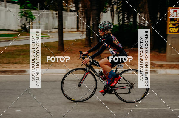 Buy your photos of the eventVSERIES Duathlon & Running on Fotop