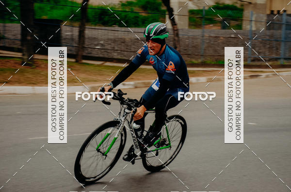 Buy your photos of the eventVSERIES Duathlon & Running on Fotop