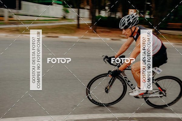 Buy your photos of the eventVSERIES Duathlon & Running on Fotop