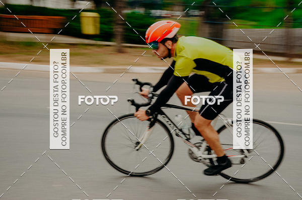 Buy your photos of the eventVSERIES Duathlon & Running on Fotop