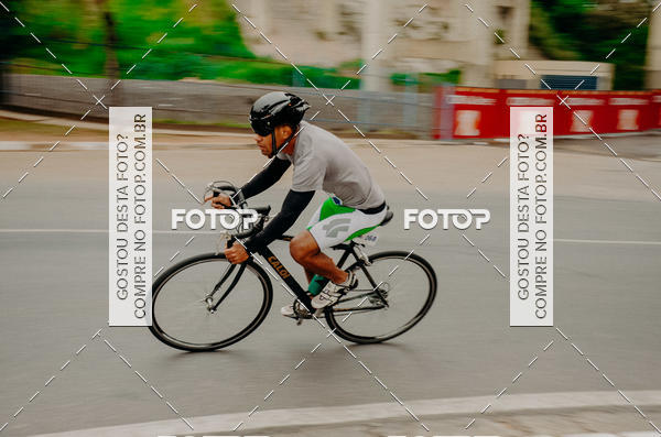 Buy your photos of the eventVSERIES Duathlon & Running on Fotop