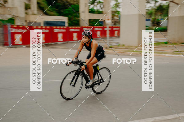 Buy your photos of the eventVSERIES Duathlon & Running on Fotop