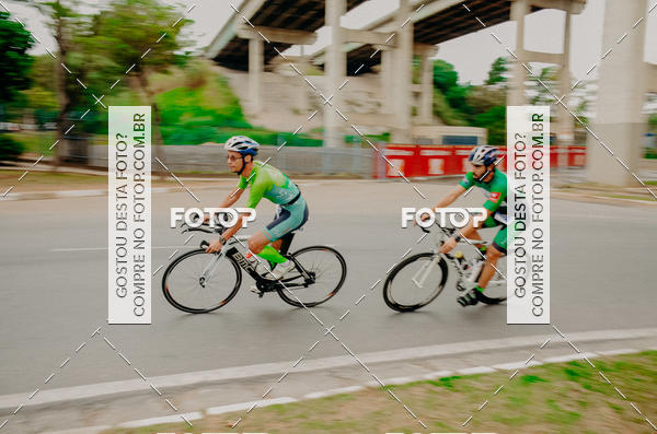 Buy your photos of the eventVSERIES Duathlon & Running on Fotop