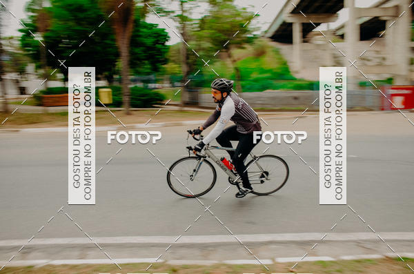 Buy your photos of the eventVSERIES Duathlon & Running on Fotop