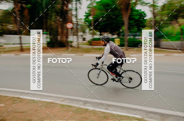 Buy your photos of the eventVSERIES Duathlon & Running on Fotop