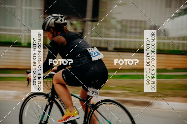 Buy your photos of the eventVSERIES Duathlon & Running on Fotop