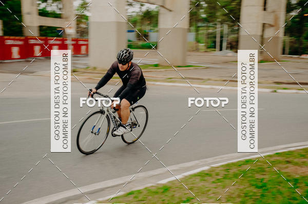 Buy your photos of the eventVSERIES Duathlon & Running on Fotop