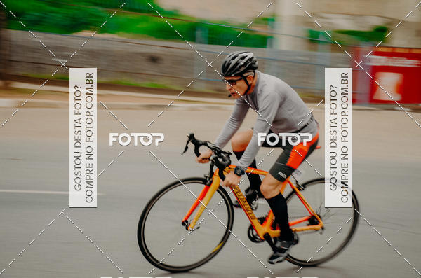 Buy your photos of the eventVSERIES Duathlon & Running on Fotop