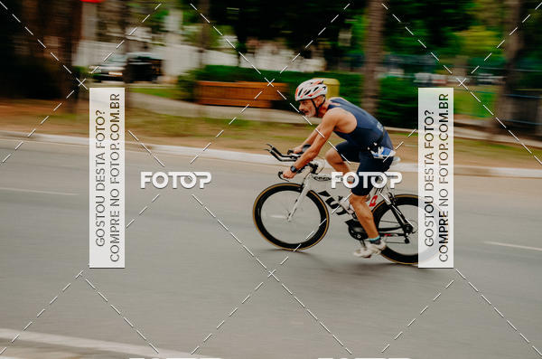 Buy your photos of the eventVSERIES Duathlon & Running on Fotop