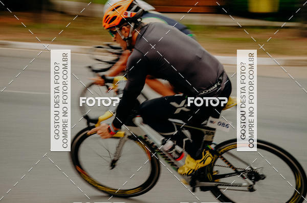 Buy your photos of the eventVSERIES Duathlon & Running on Fotop