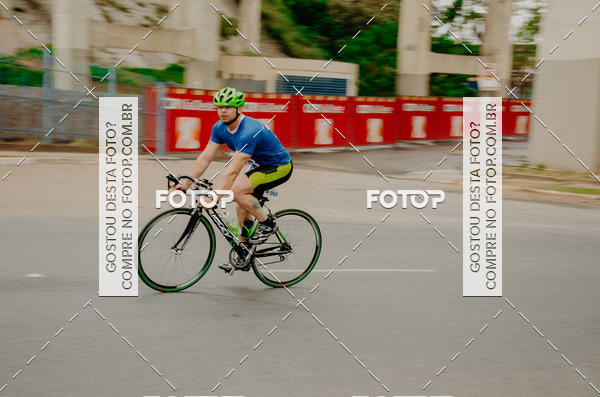 Buy your photos of the eventVSERIES Duathlon & Running on Fotop