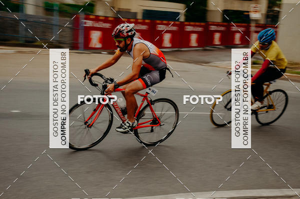 Buy your photos of the eventVSERIES Duathlon & Running on Fotop